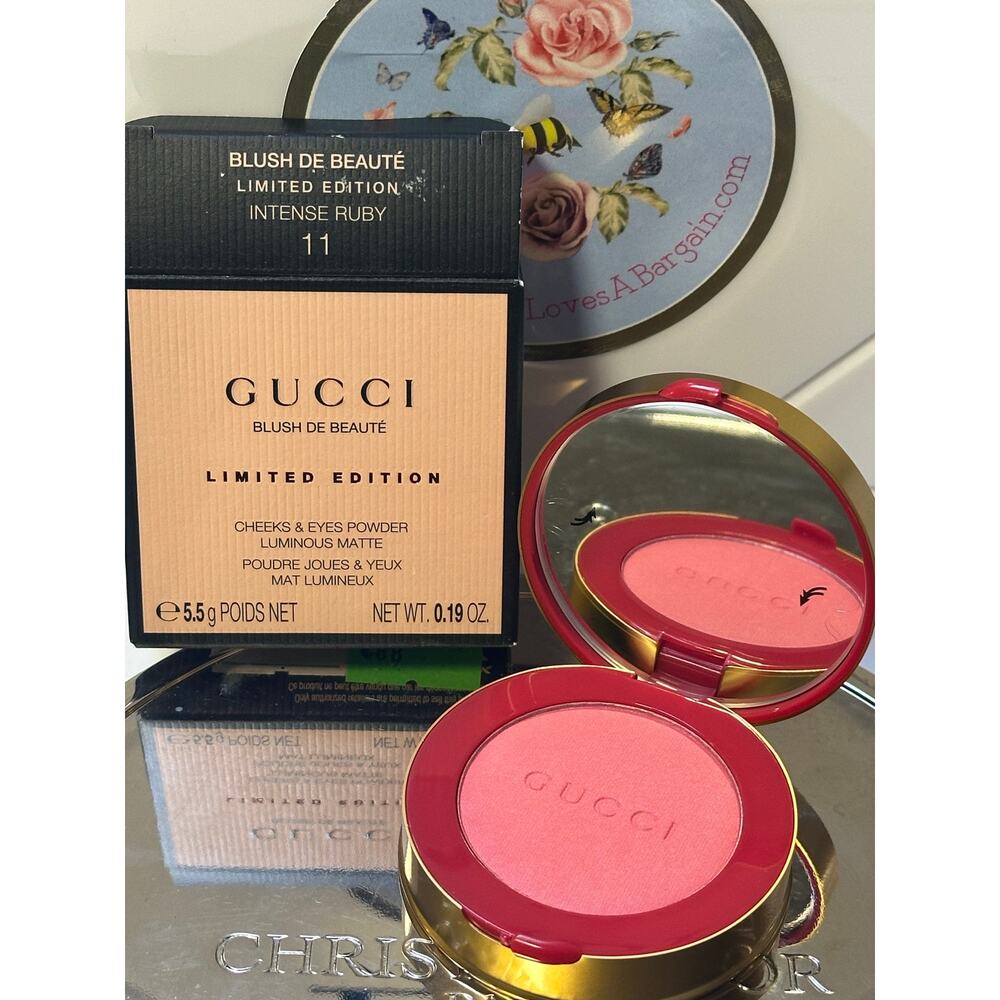 Gucci Limited Edition Cheeks & Eyes Powder- 11 INTENSE RUBY - NEW IN BOX 0.19 oz